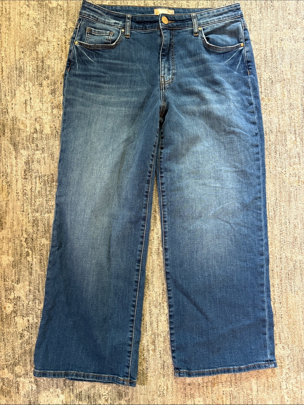 Kut from the Kloth women’s charlotte wide leg Jeans - high rise - size 10